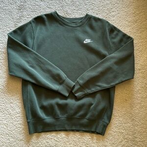Men’s Nike Hunter Green Sweatshirt - Sz Small